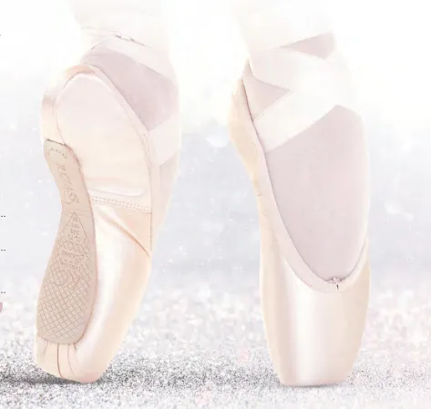 R-Class - CL70 Arpeggia U-Cut Pointe Shoe - Soft Shank - Pink (GSO)