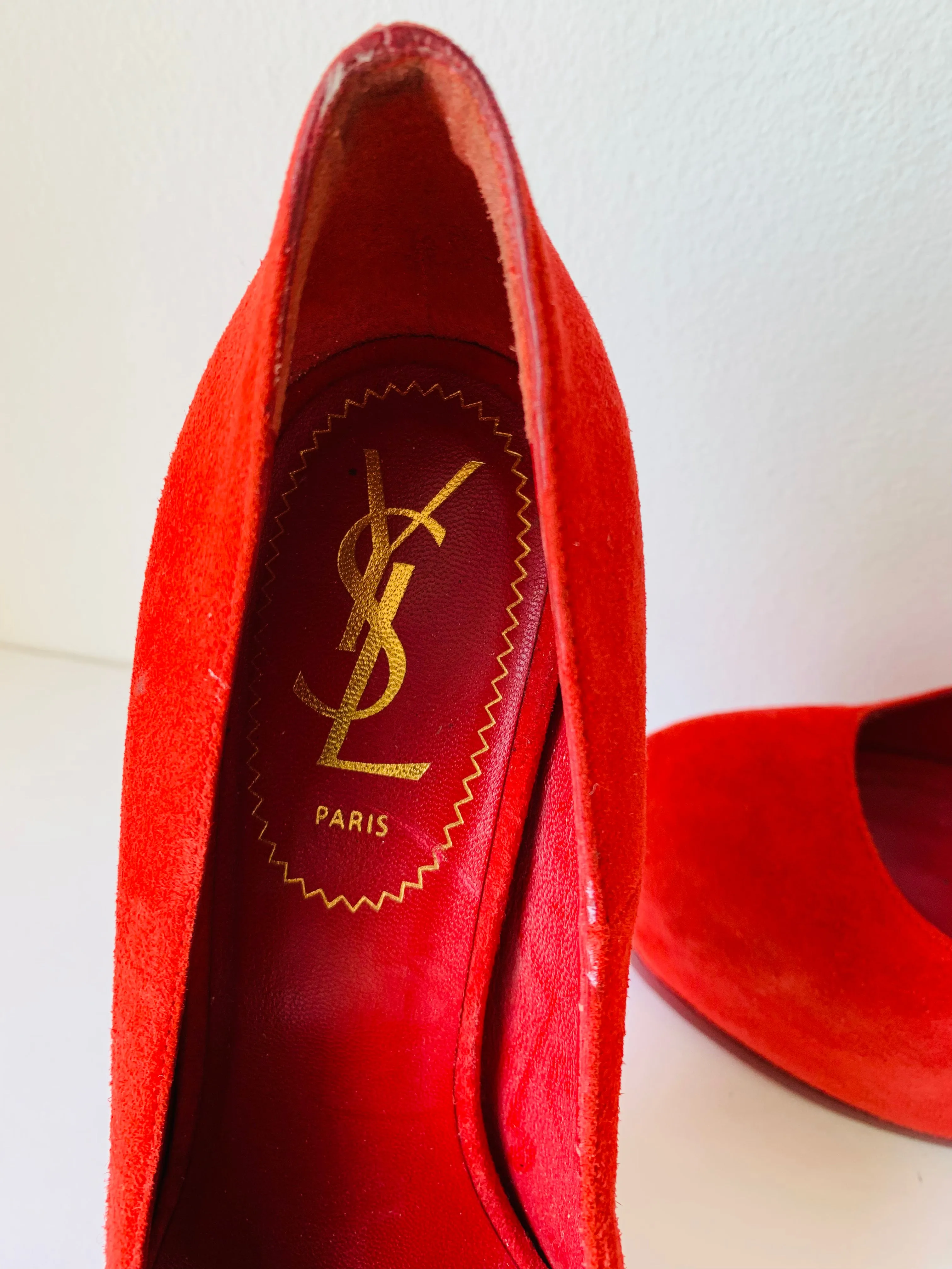 Yves Saint Laurent Tribute Red Suede Platform Pump Size 36
